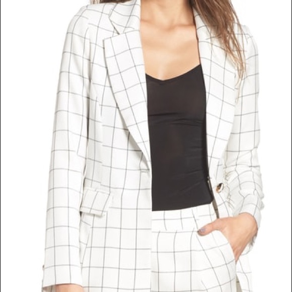 Chriselle x J.O.A. Plaid White and Gray Blazer - Picture 3 of 7